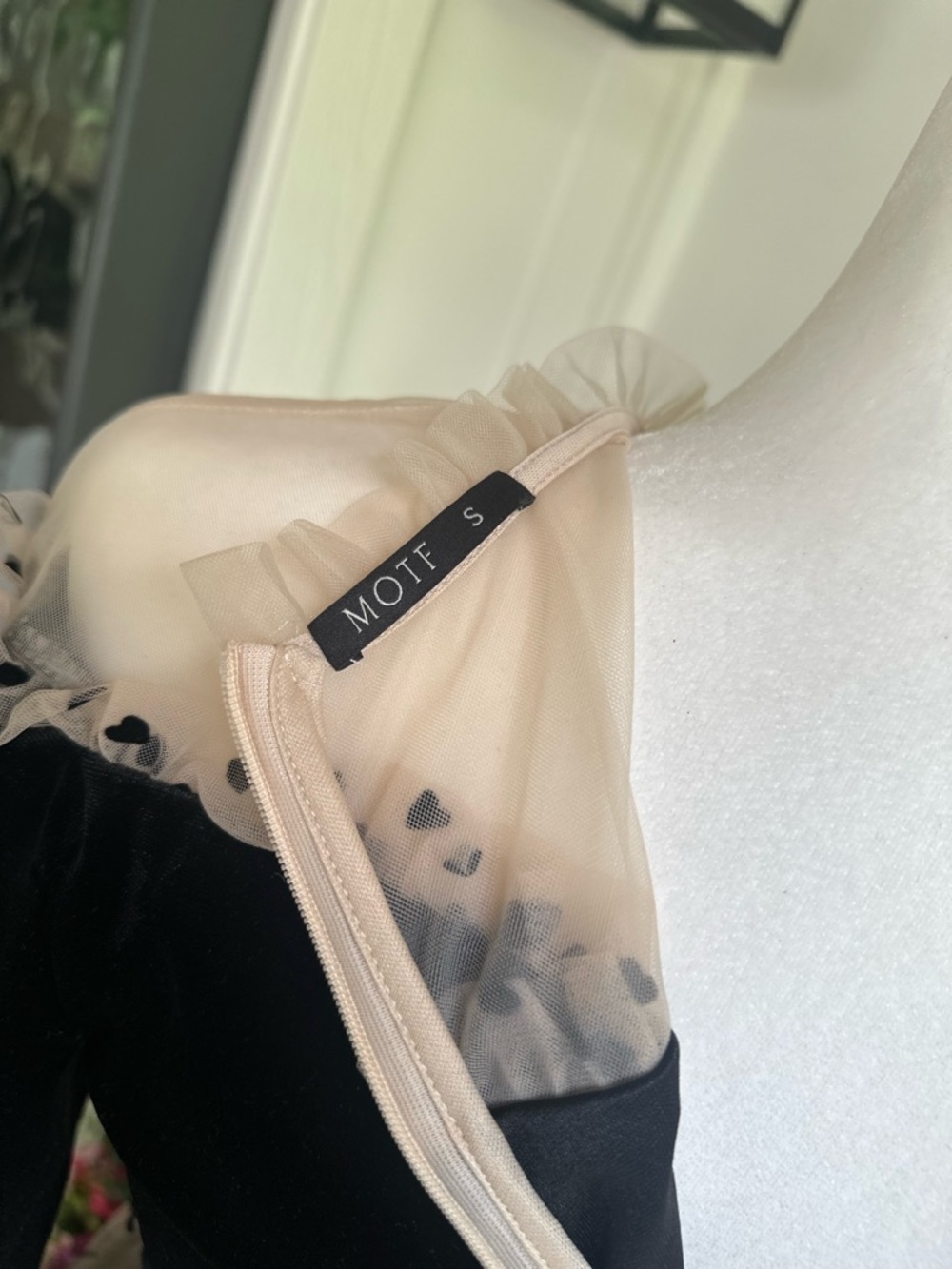 Women’s MOTF Small Elegant Black Velvet & Cream with Hearts - Long-Sleeve Dress - Picture 8 of 8